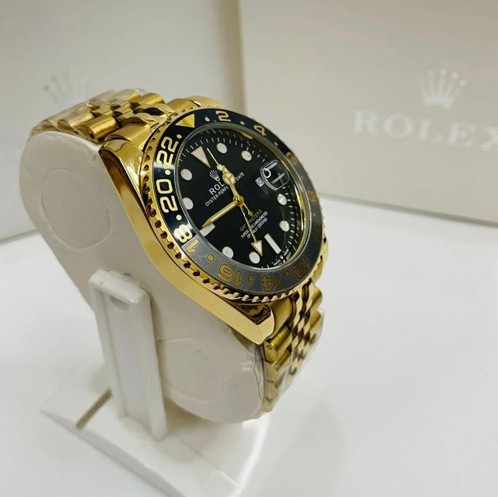 Rolex GMT Master - 40mm - Stainless Steel - Yellow Gold Black Dial Jubilee