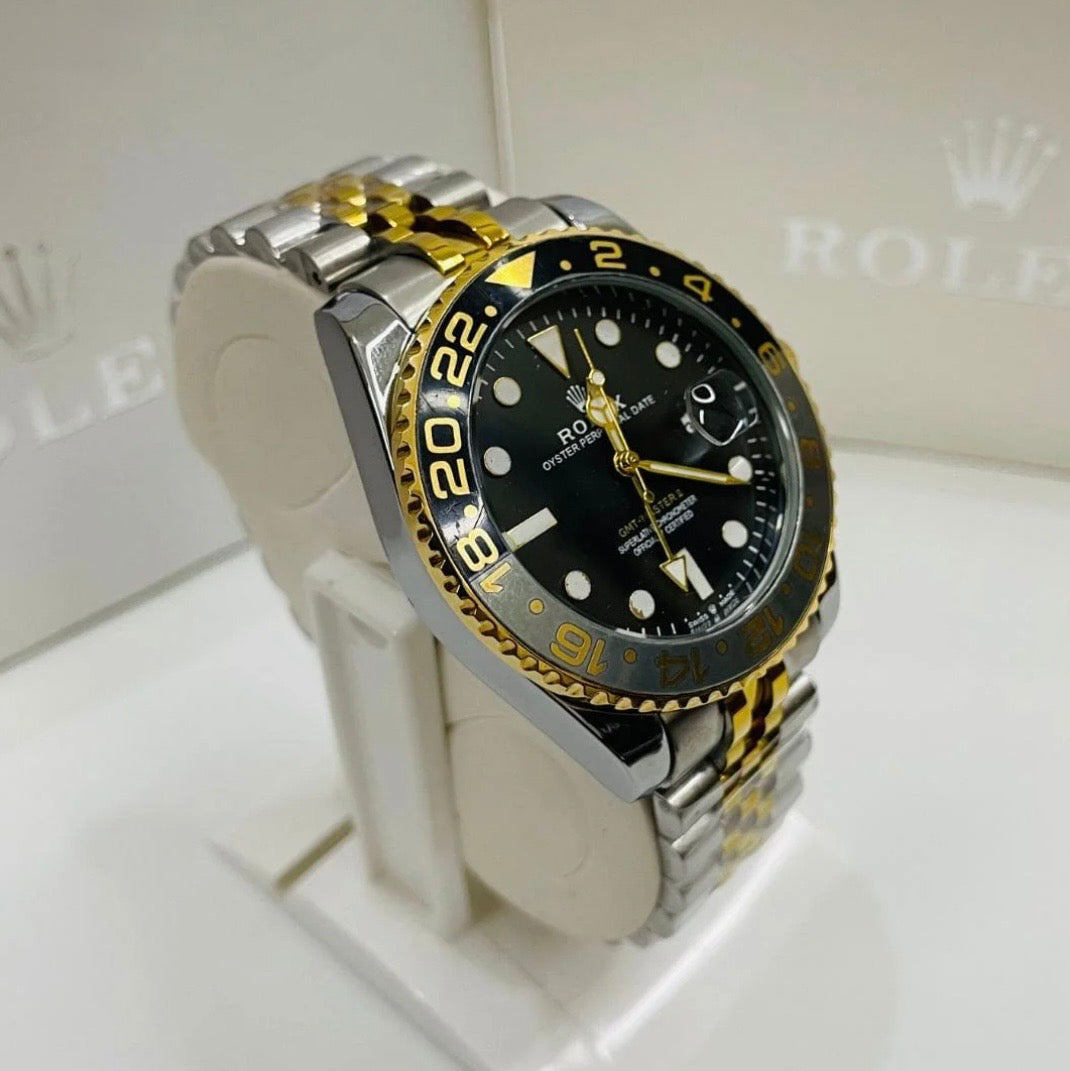 Rolex GMT Master - 40mm - Stainless Steel - Two Tone Gold