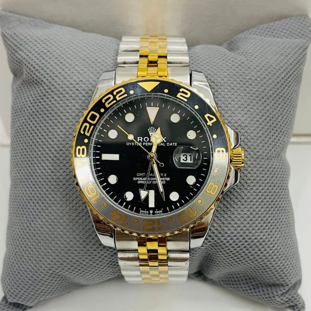 Rolex GMT Master - 40mm - Stainless Steel - Two Tone Gold